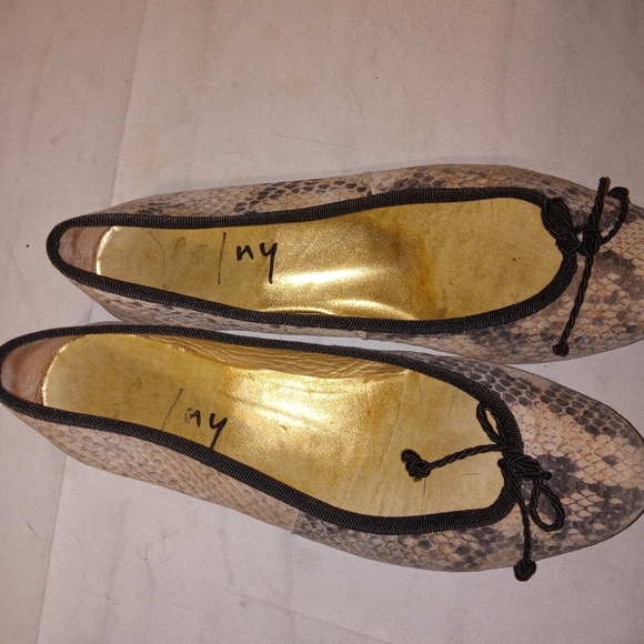 fs/ny Beige Black Snake Skin Ballet Flats 6 B - Picture 8 of 10